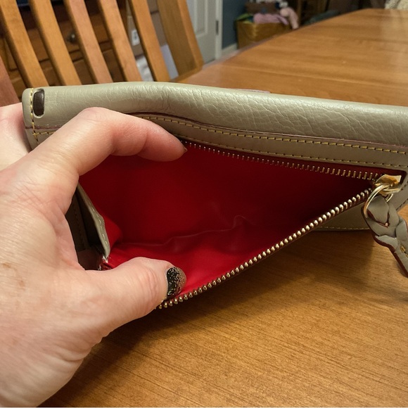 Dooney & Bourke Florentine Light Taupe Wallet - Picture 6 of 9